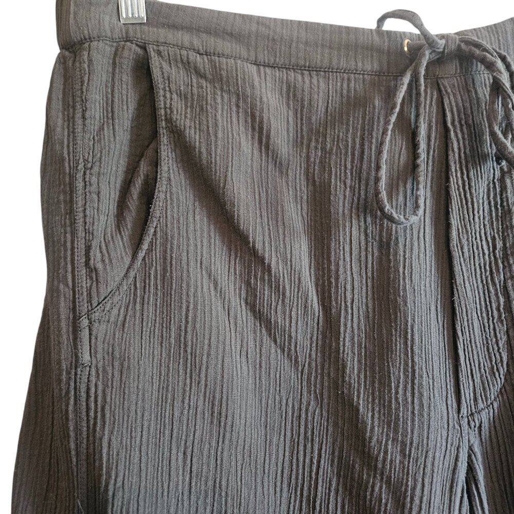 Pilcro Black Seersucker Parachute Pants - Picture 5 of 9